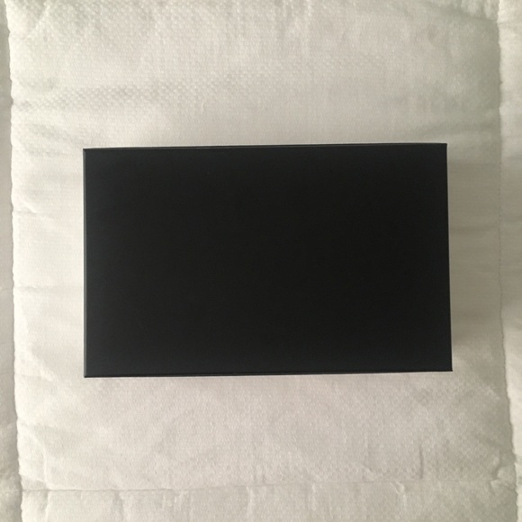 Chanel Box - Picture 3 of 4